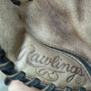 Glove